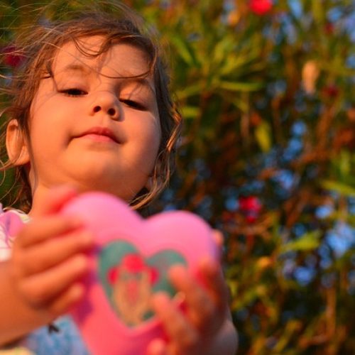 little-girl-5890812_640